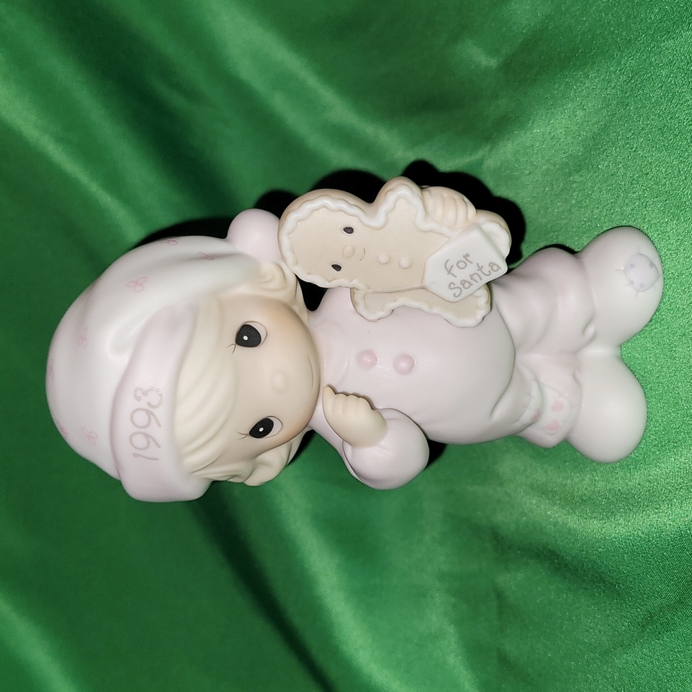 Precious Moments Vintage Christmas Figurine with Cookie For Santa 1993